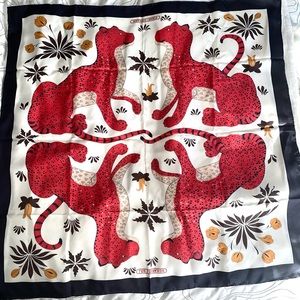 Brand New Hermés scarf- les leopardes